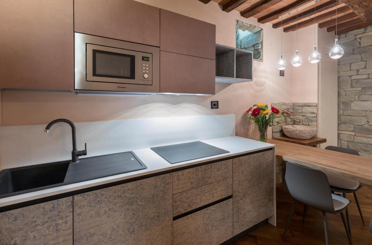 B&B Luxury Apartment Suite Gubbio 2 Camere E Divano Letto Экстерьер фото